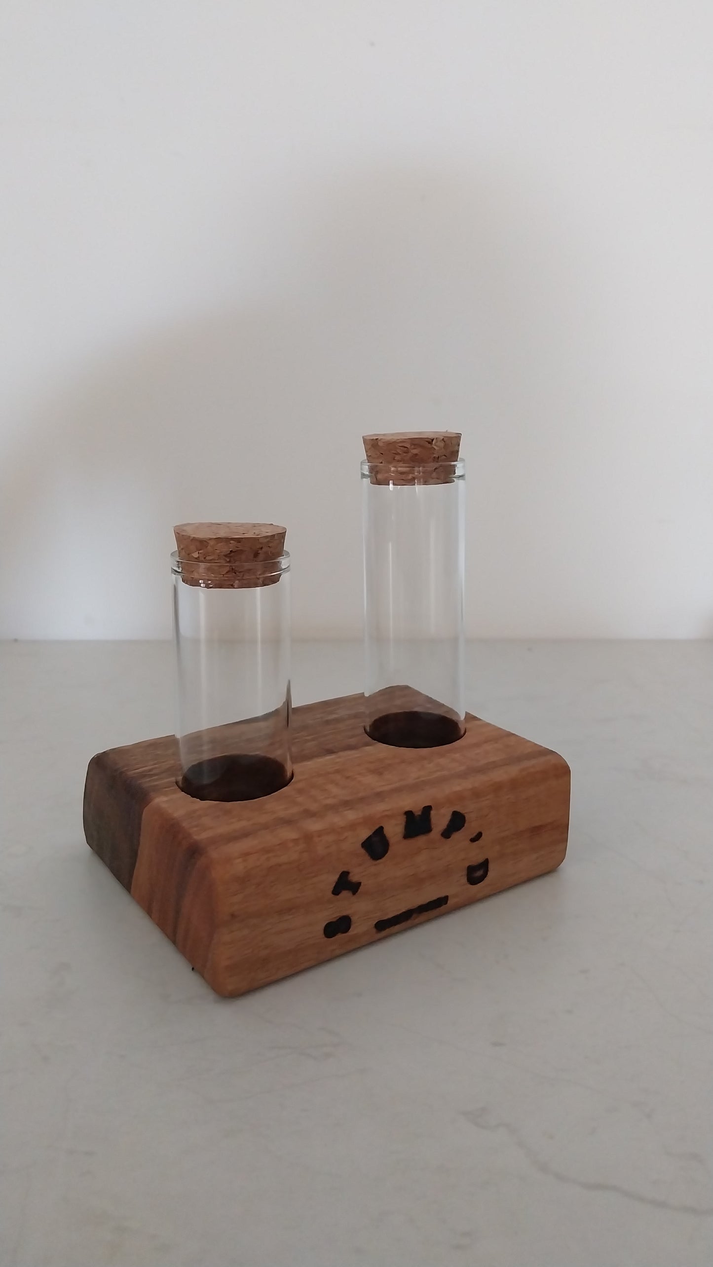 Bud Vase / Plant Propagation 2 tubes - Marri