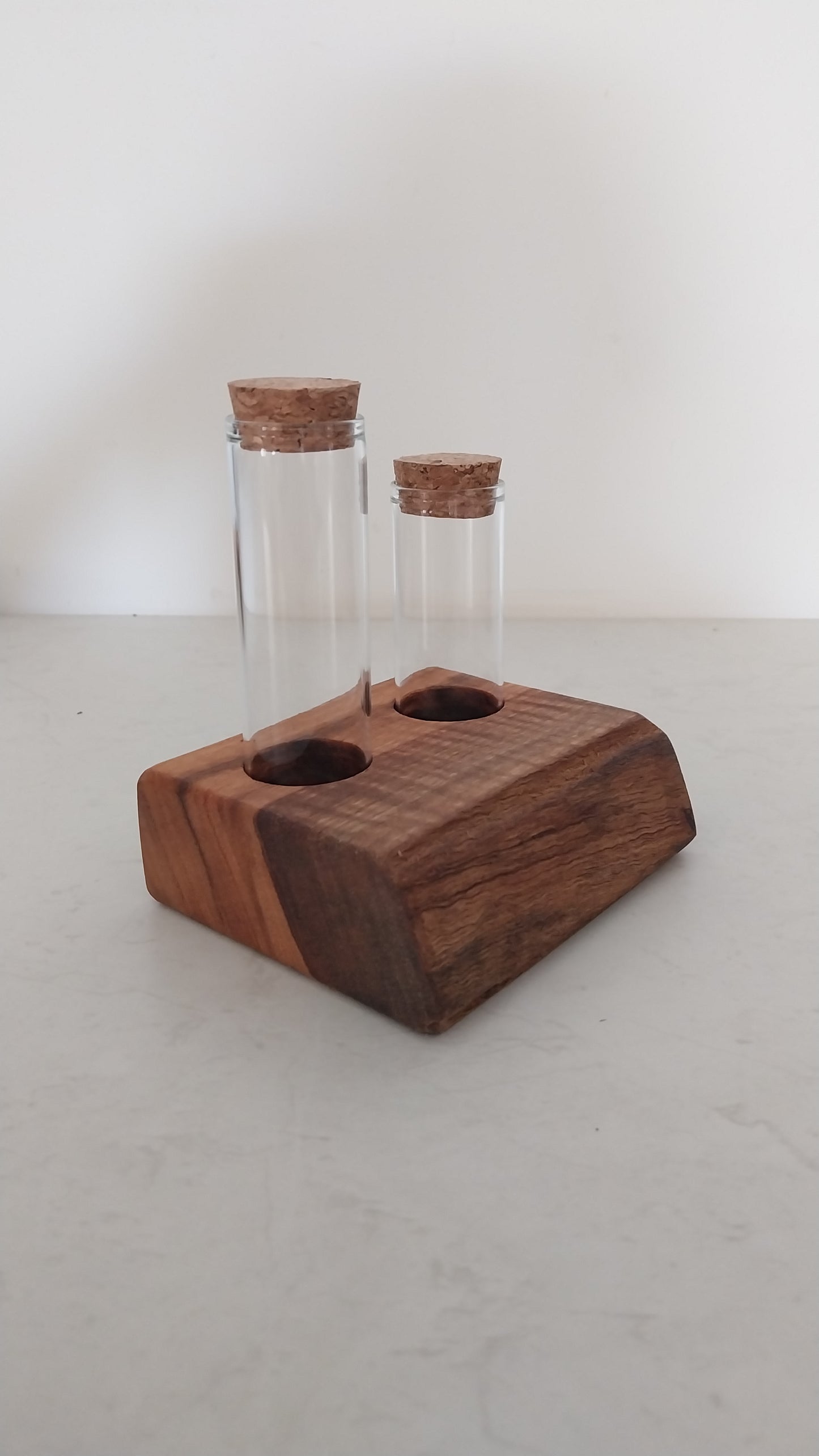 Bud Vase / Plant Propagation 2 tubes - Marri